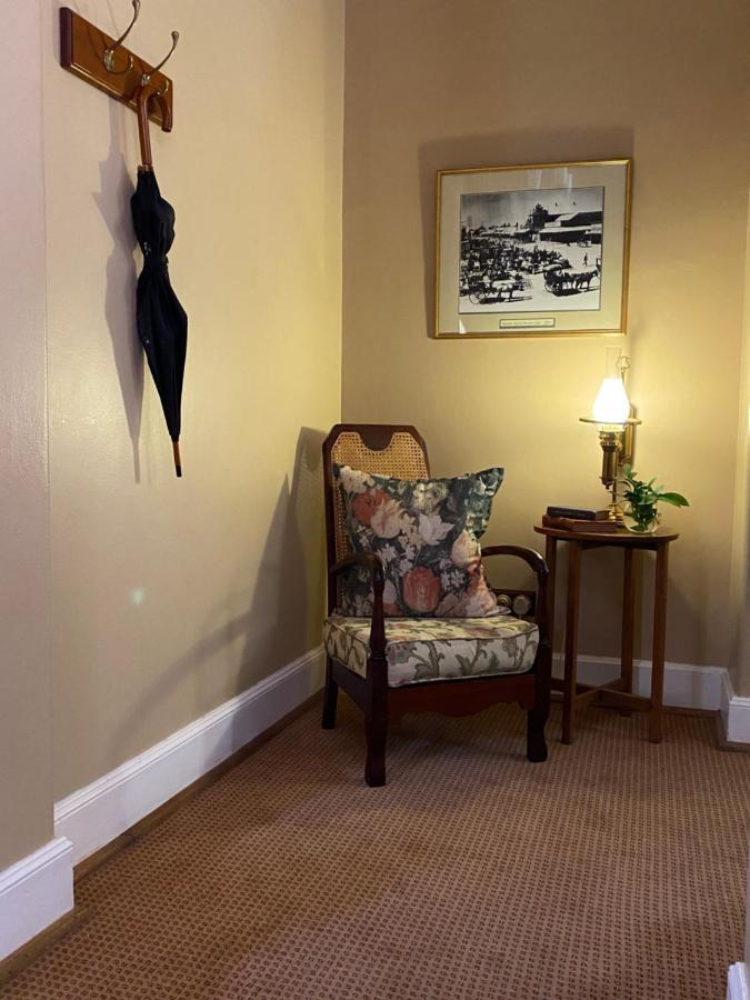Kimberley Club Guesthouse Exterior photo