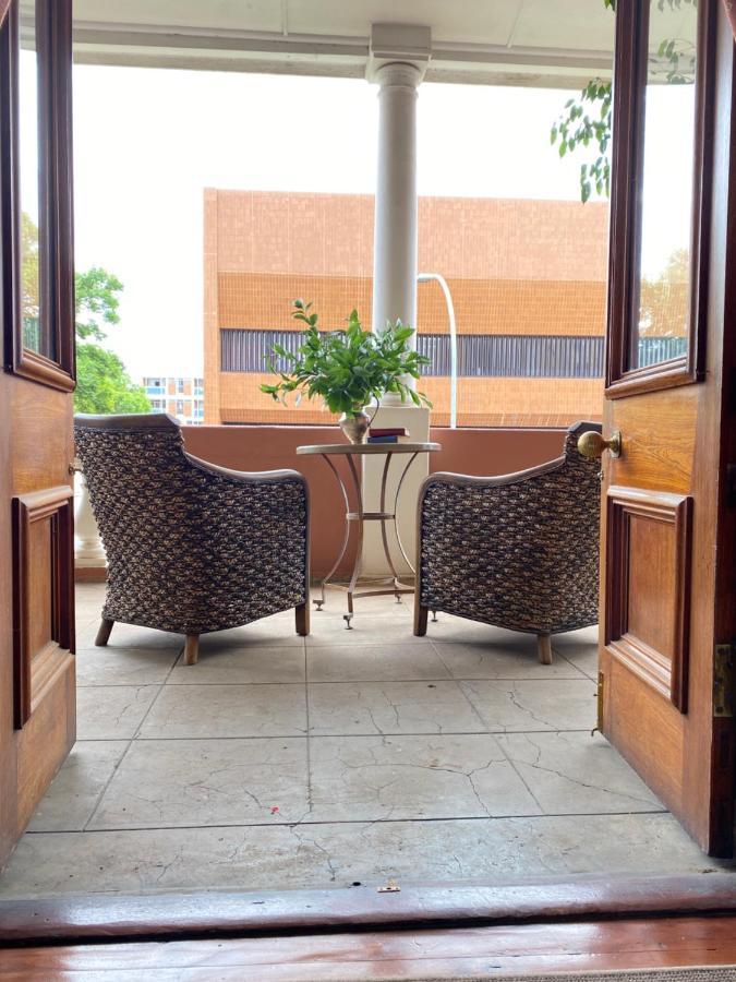Kimberley Club Guesthouse Exterior photo