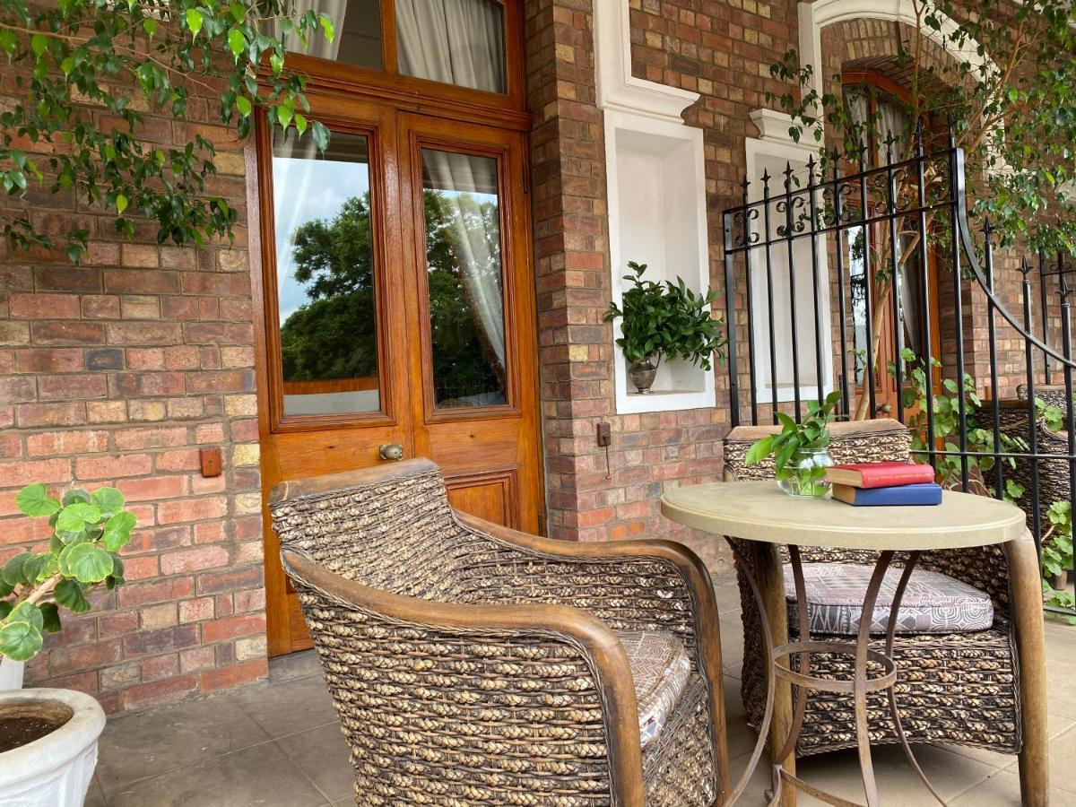 Kimberley Club Guesthouse Exterior photo