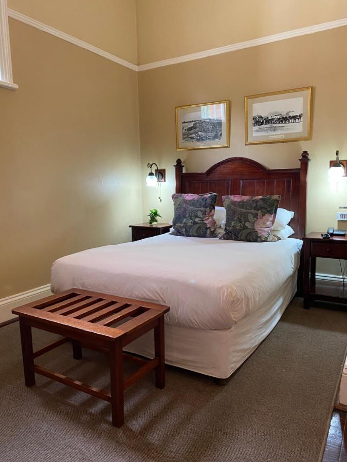 Kimberley Club Guesthouse Exterior photo