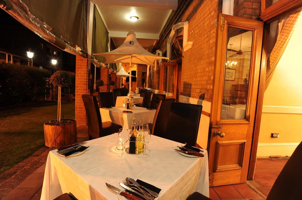 Kimberley Club Guesthouse Exterior photo
